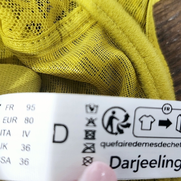 NWT Darjeeling Paris Vibrant Lime yellow green Lace Bra, Size FR 95D (US 36D) – - Picture 2 of 10